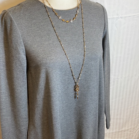 Dress by Banana Republic. - Picture 2 of 5